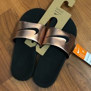 Nike Slide- Size 8